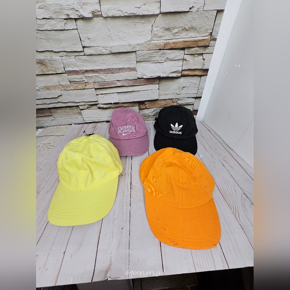 Lot of 4 baseball Caps
